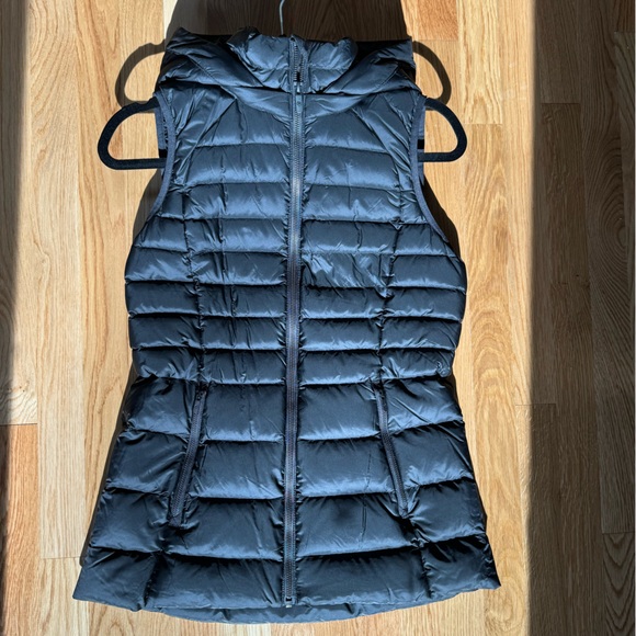 Lululemon brave the cold vest black size 6 - Picture 2 of 5